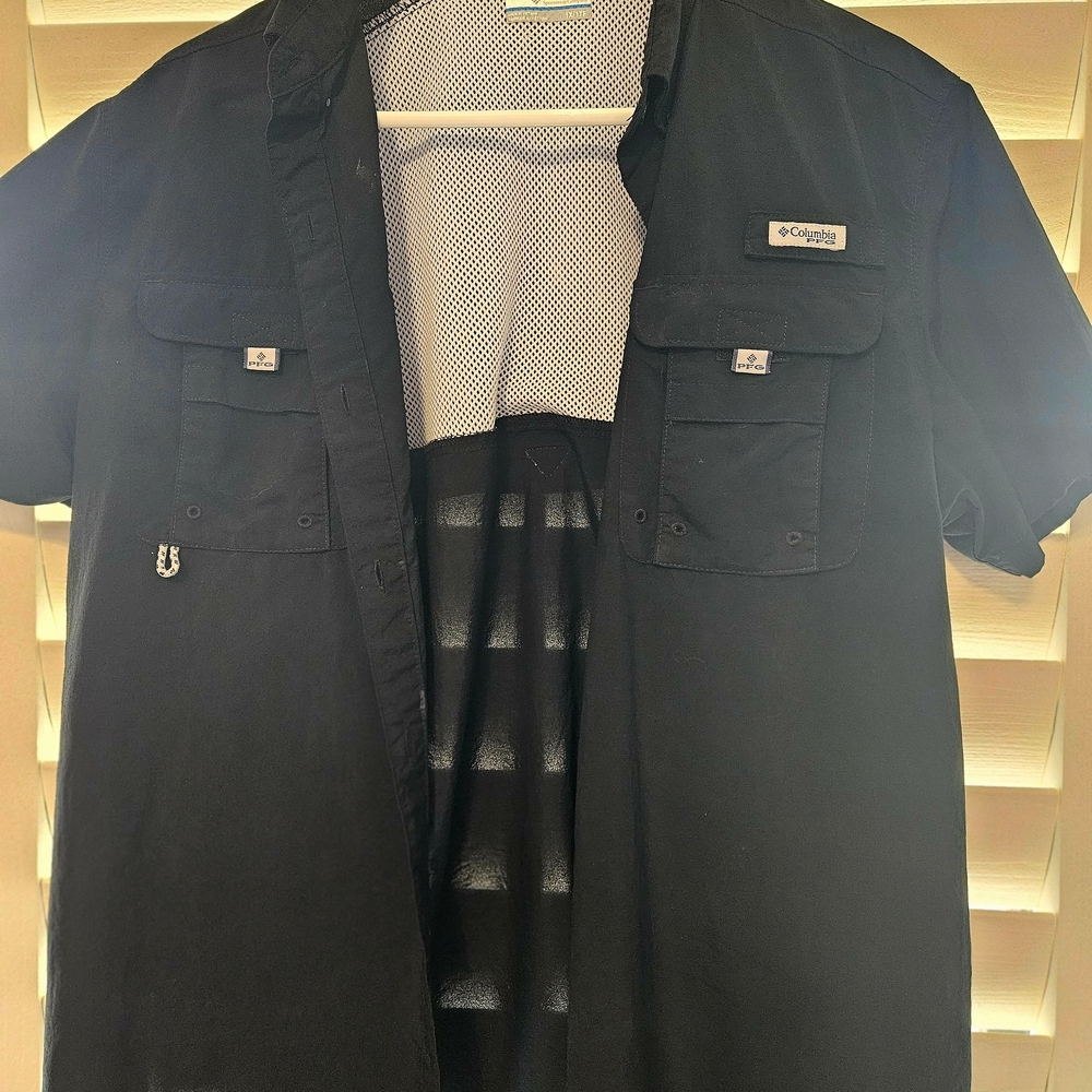 Columbia women's black blouse. - Picture 3 of 5